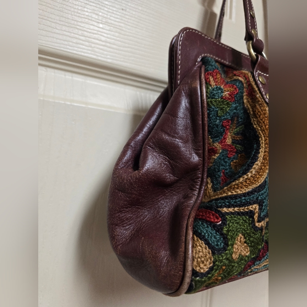 Vintage Isabella Fiore Tapestry Shoulder Bag - Picture 12 of 16